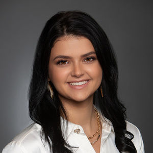 Meet your Posher, Madelyn